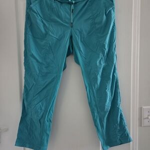 Lululemon Studio Pants Cropped